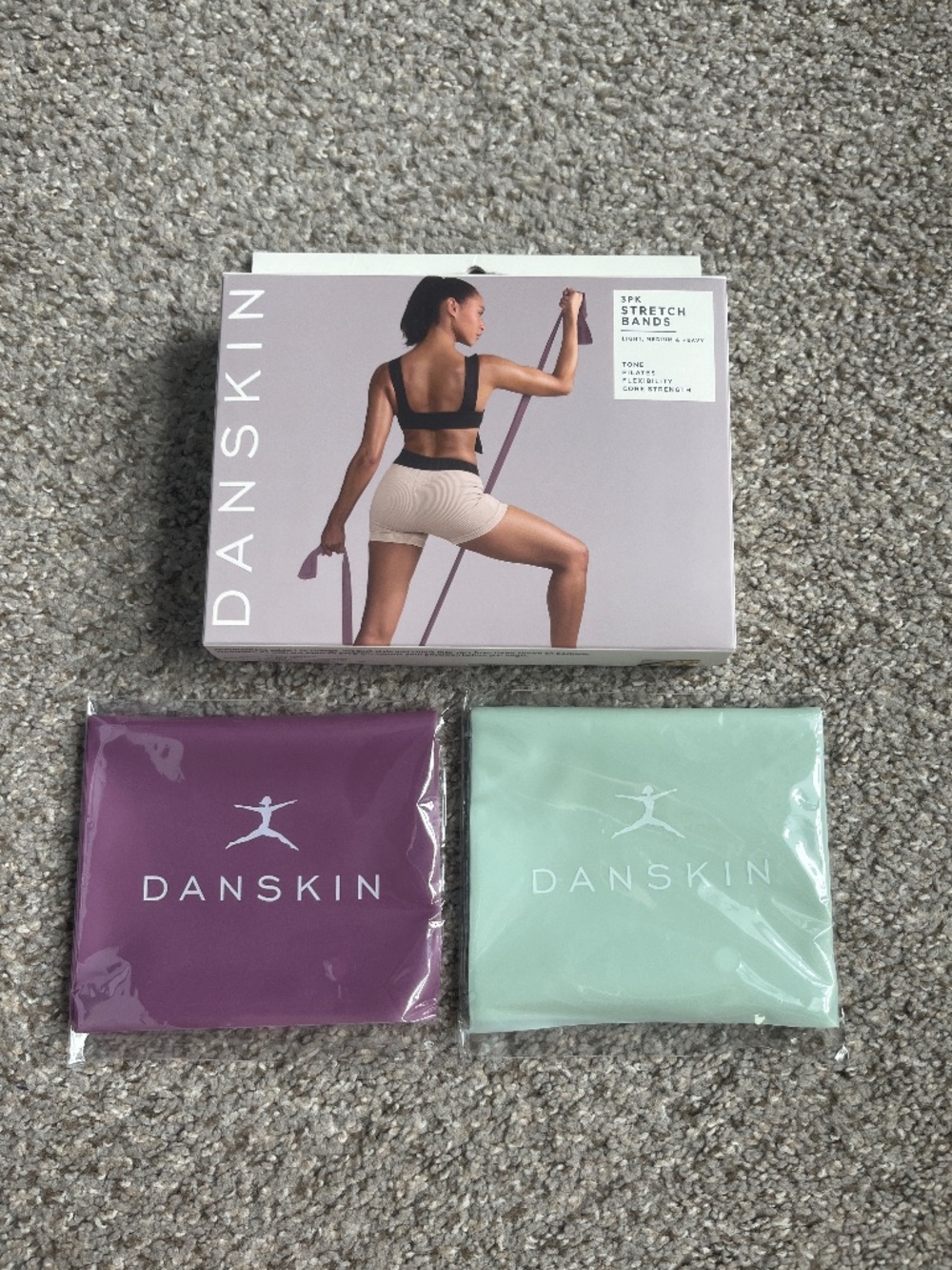 2 Danskin stretch bands